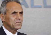Se Comenta Solo Con… / David Garay