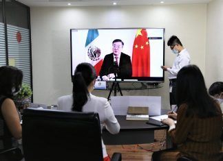China Hoy Filial Latinoamericana realiza con éxito foro en línea para analizar las Dos Sesiones