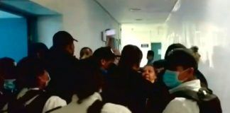 Estado de México / Personas irrumpen a la fuerza en hospital de Ecatepec