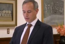 López-Gatell leyó poesía y Taibo II respondió a ‘zopilotes’