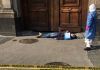 Protesta hombre posiblemente enfermo de COVID-19 en Palacio Nacional