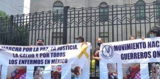 Padres de niños con cáncer levantan huelga de hambre