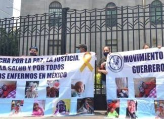 Padres de niños con cáncer levantan huelga de hambre