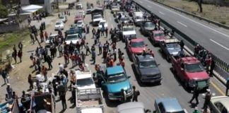 Roban masivamente pertenencias en autopista Puebla-Veracruz