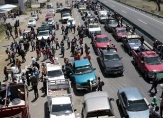 Roban masivamente pertenencias en autopista Puebla-Veracruz