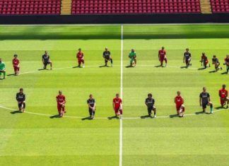 Jugadores del Liverpool protestan por asesinato de Floyd