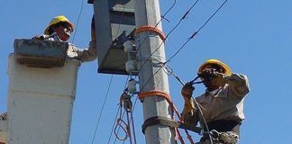 Michoacán / Hogares se quedan sin servicio de luz eléctrica