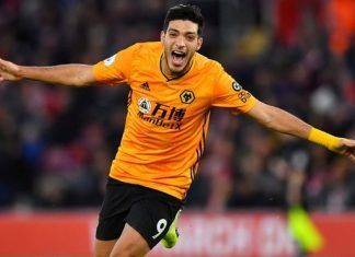 Continúa anotando Raúl Jiménez con los Wolves