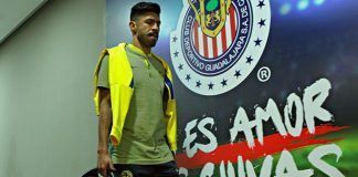 Oribe todavía puede aportar en Chivas: Tena
