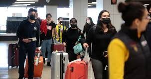 Ponen en cuarentena a tripulación que viajó con AMLO