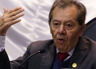 ¿Serpiente se muerde la cola?