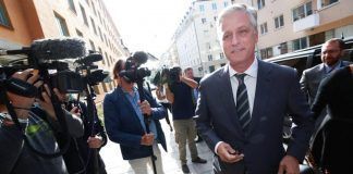 Asesor de Seguridad de Trump, dio positivo a COVID-19