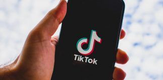 Información de usuarios de Tik Tok corre riesgo: Mike Pompeo