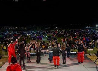 Moderatto ofreció primer autoconcierto masivo en México