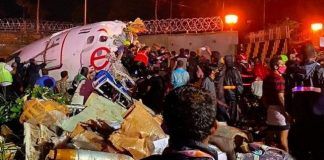 Accidente de avión dejo 14 muertos en Karipur, India