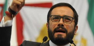 Artículo / Trapecista político, negro historial