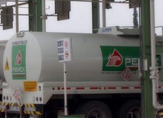 Cae 17.24% la venta interna de gasolinas producidas por Pemex