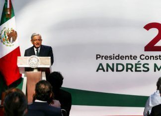 Artículo / AMLOLANDIA