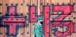 Realizan marcha por aniversario de la desaparición de 43 normalistas
