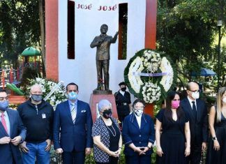 José José, a un año de su muerte