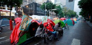No evacuarán a manifestantes de FRENAAA: Sheinbaum