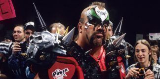 Falleció el luchador de la WWE, Road Warrior Animal