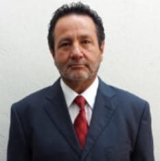 Deja Salazar Sáenz presidencia del IPL y se va al Senado