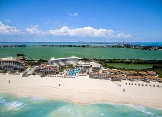 Quintana Roo / En pie de lucha hoteles Park Royal, tras huracán Delta