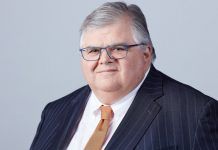 Se Comenta Solo Con / Agustín