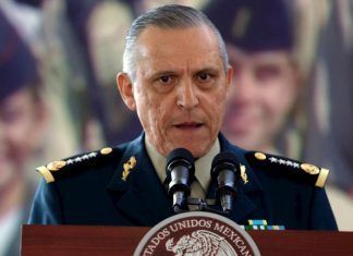 Juez niega fianza a Cienfuegos
