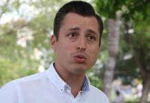 Se Comenta Solo Con / Declinaciones