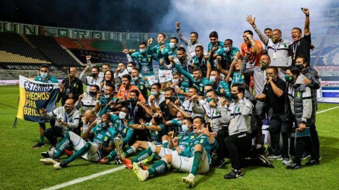Leon-FC-Angel-Mena-campeon-1024x574