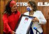 Galardonan a Elsa Aguirre, actriz de la época de oro