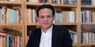 Juan Rivera Arroyo, ganó el Premio Vargas Llosa