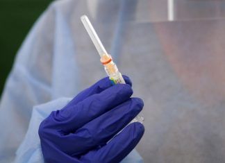 Sector farmacéutico en auténtica carrera por conseguir vacuna contra COVID-19