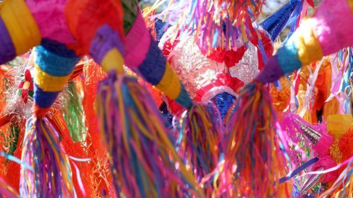 pinatas