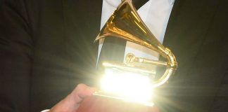Posponen los Grammy 2021