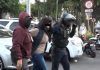 Detienen a mujer por vender armas en CDMX