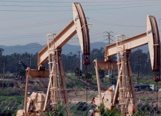 Kazajistán y Rusia acordaron incrementar producciones de petróleo