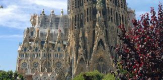 Basílica de la Sagrada Familia, el mejor monumento del mundo