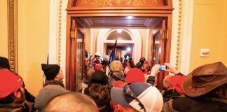 Falleció mujer que resultó herida durante protesta en el Capitolio