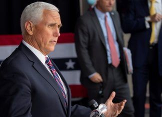 Trump arremetió contra Mike Pence