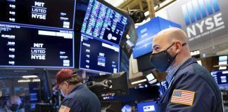 Artículo / Golpe a Wall Street