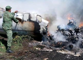 Veracruz / Se desploma aeronave de la Fuerza Aérea