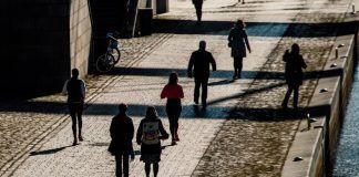 Dificultad para reactivar vida pública en Alemania