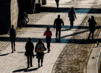 Anticuerpos contra Covid-19 varían con la edad