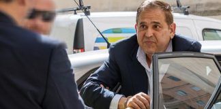 Reanudan audiencia de Ancira
