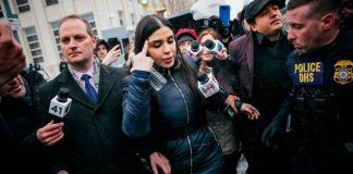 Emma Coronel comparece ante tribunal de EU