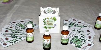 Alcaldesa de Iztapalapa repartió kit homeópata