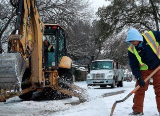 Declaran a Texas en desastre por clima invernal severo